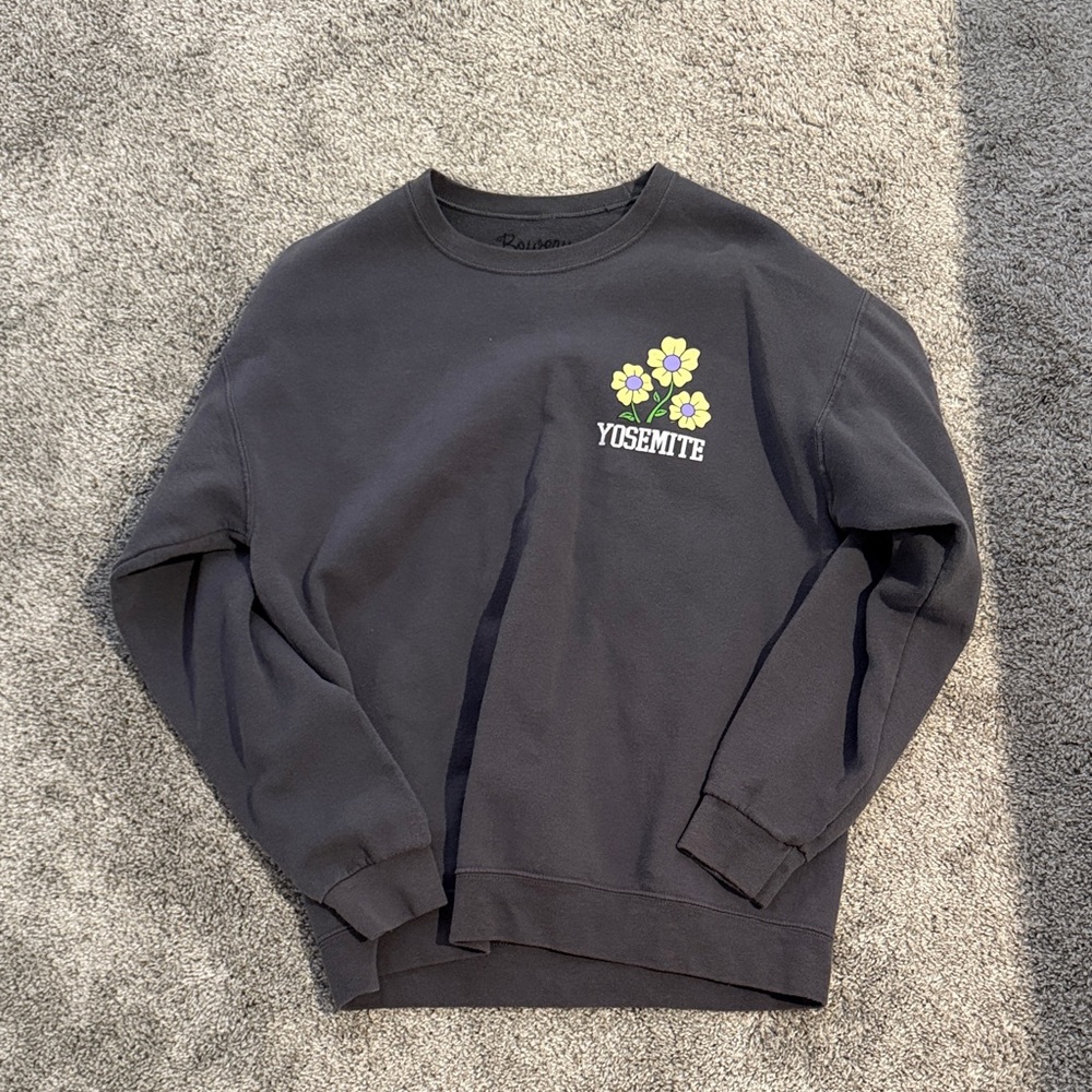 Yosemite gray Sweater